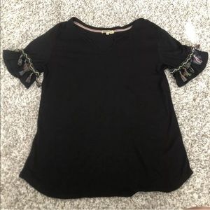 Democracy Size Small T- Shirt Blouse Basic Casual Loose Tassel Boho